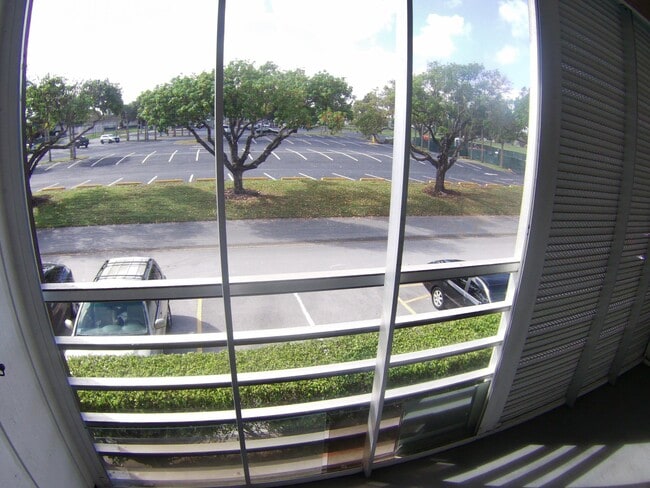 Building Photo - 759 Normandy Trail