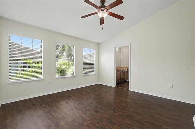 Building Photo - 5520 Kinglethill Dr