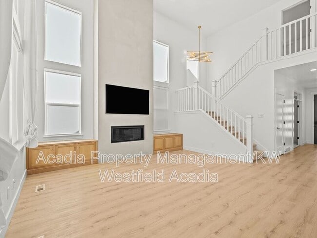 Building Photo - 136 N Desert Sage Dr