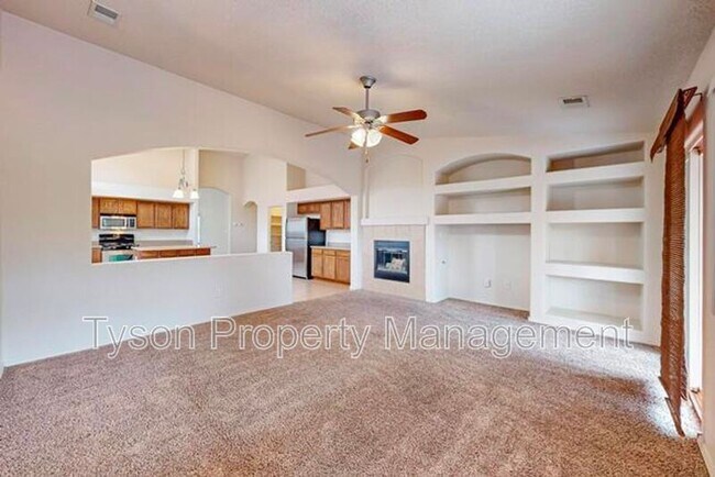 Building Photo - 8116 Long Mesa Pl NW