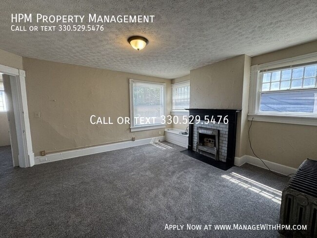 Building Photo - 1307 Woodland Ave NW