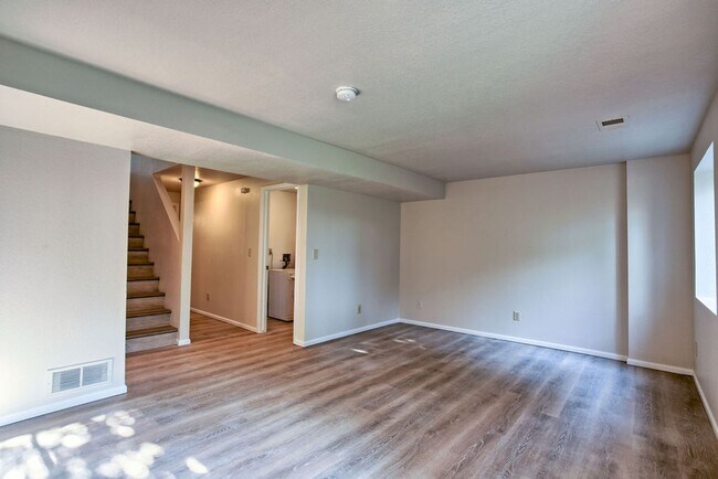 Building Photo - 3025 W Stuart St
