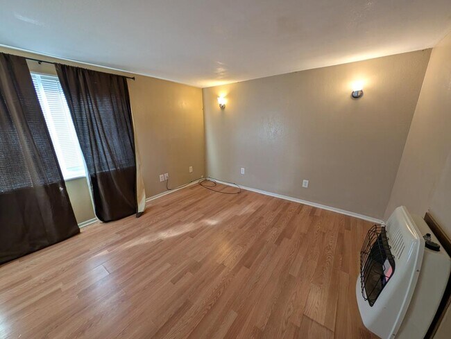 Building Photo - 1144 N 8th St