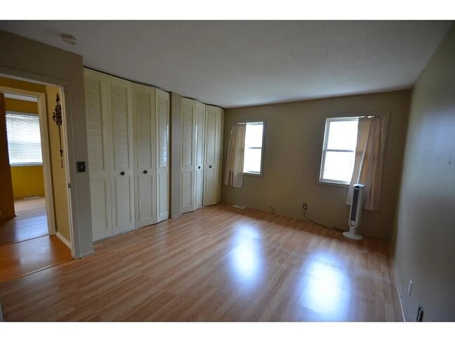 Building Photo - 7237 Brunswick Ave N