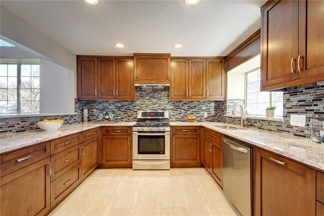 Building Photo - 2926 Wickersham Ln