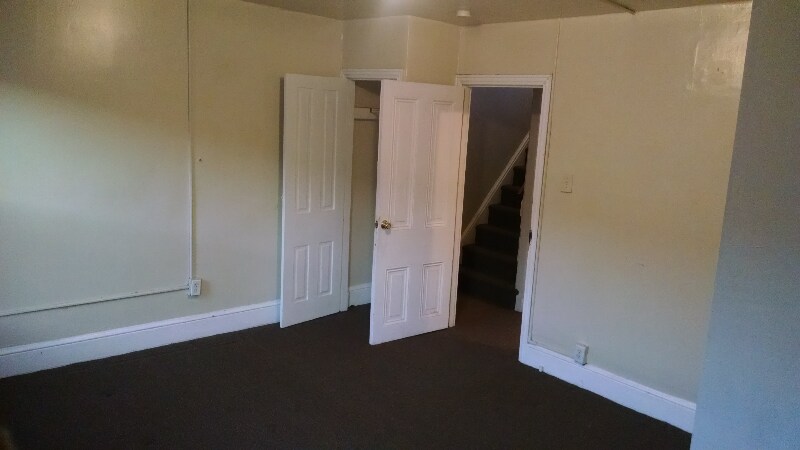 Building Photo - 770 Kohn St