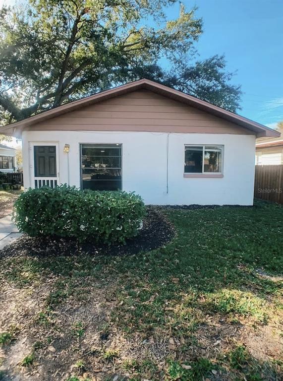 Building Photo - 530 5th Ave W