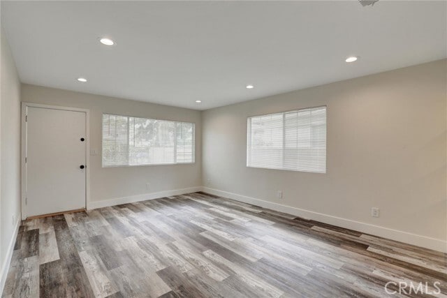 Building Photo - 404 E Glendale Dr