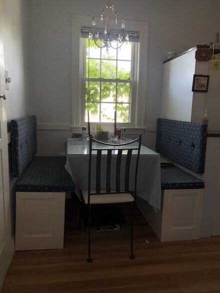 Building Photo - 4 Garden Ct