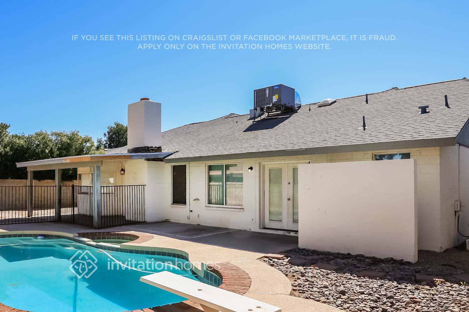 Building Photo - 6142 W Sunnyside Dr