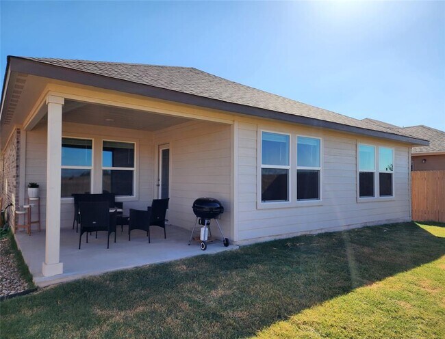 Building Photo - 14508 Heartland Dr