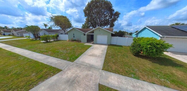 Building Photo - 1103 Harmony Way