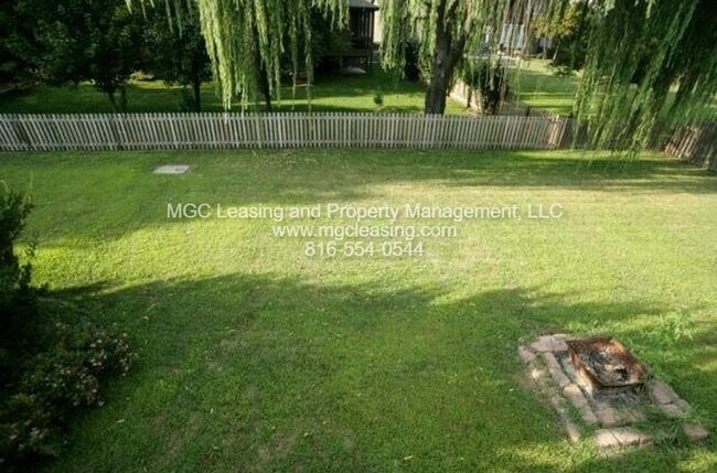 Building Photo - Single-Family Home in Oak Ridge Meadows in Lee's Summit - Move in ready!