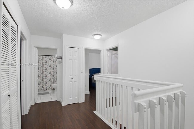 Building Photo - 7141 SW 158th Ct