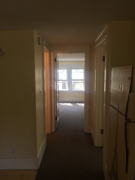 Building Photo - 1605 Pearl St