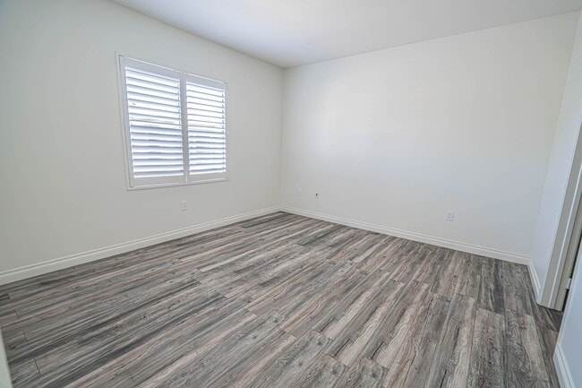 Building Photo - 1 Bedroom + Loft in the Bordeaux Community of Saugus!
