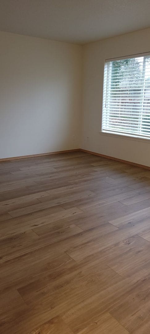 Building Photo - Great 2 bed Townhome!