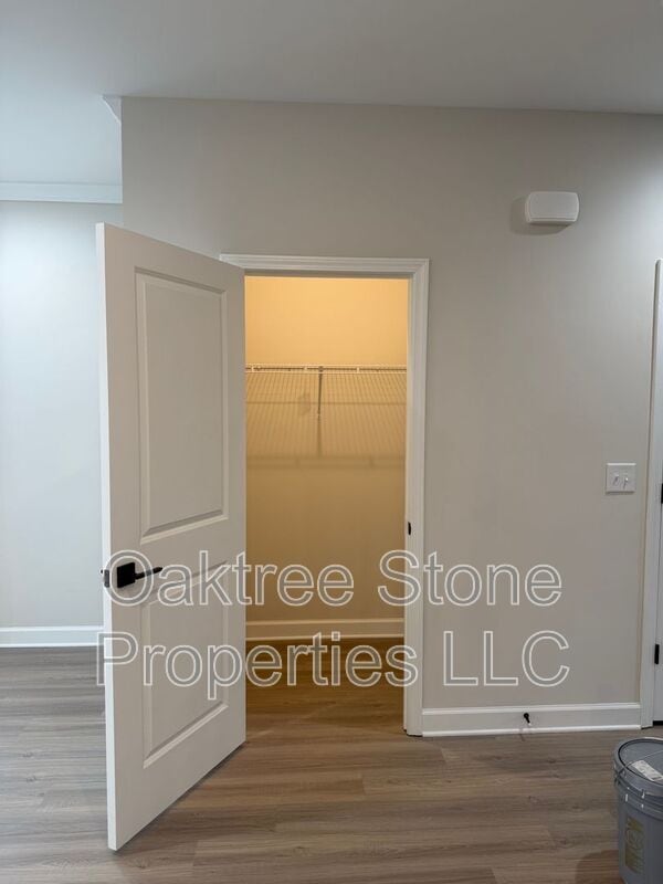 Building Photo - 1996 Main St NW