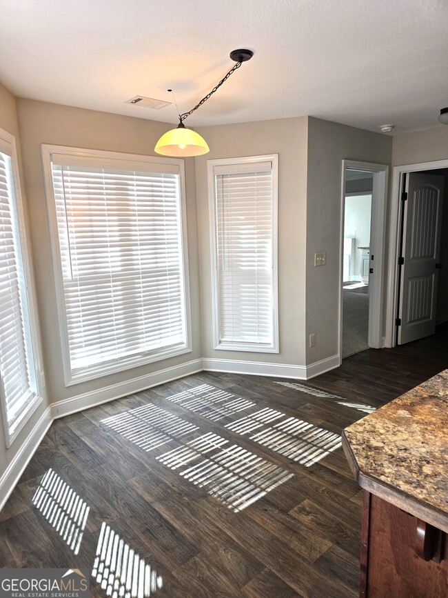 Building Photo - 1700 Riveredge Walk