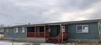 Building Photo - 3197 Eastview Rd