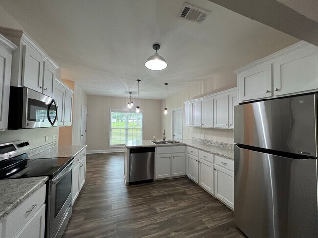 Building Photo - 407 Tradewind Trl