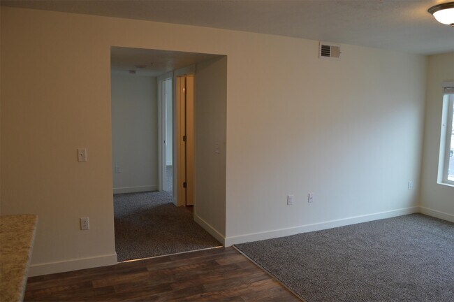 Building Photo - 531 S 850 E