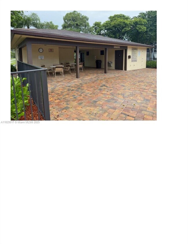 Building Photo - 1151 SW 128th Terrace