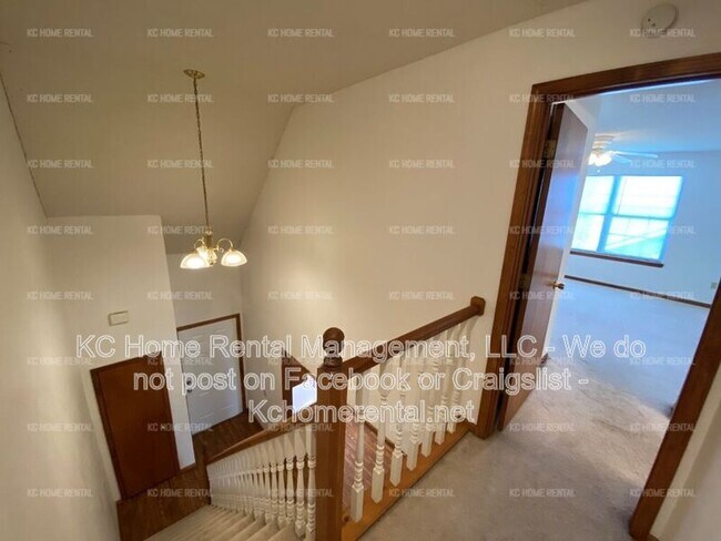 Building Photo - 8002 NW 79th Pl
