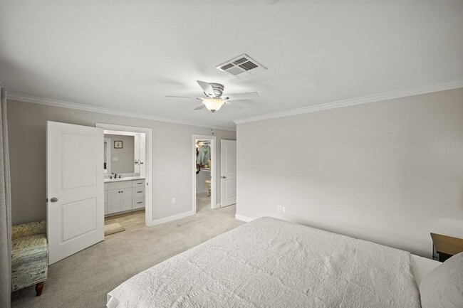 Building Photo - 4943 Cheena Dr
