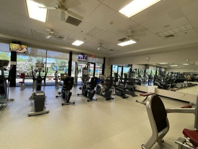 Building Photo - Beautiful Home in 55+ Community