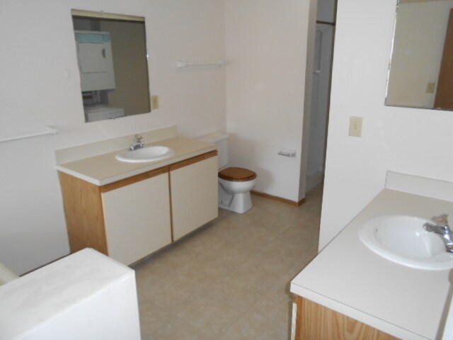 Building Photo - 135-139 Chittenden SK