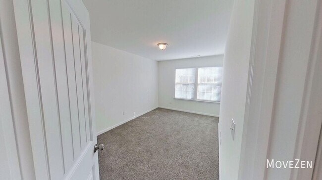 Building Photo - 1728 Shady Oaks Dr