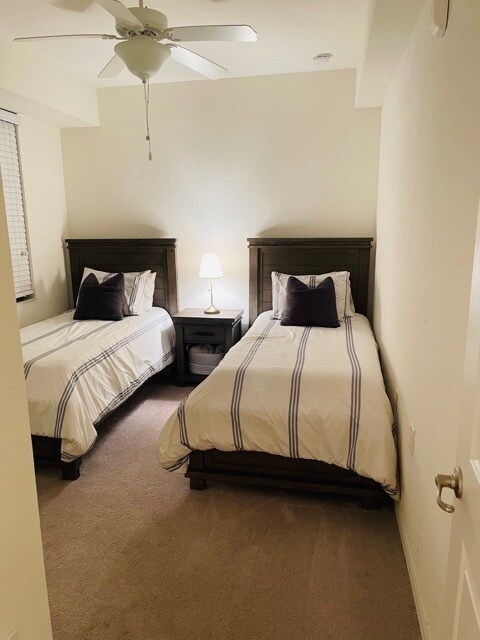 2nd bedroom with twin beds - 17108 Vardon Ter