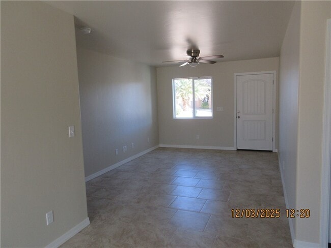 Building Photo - 3327 N Central St