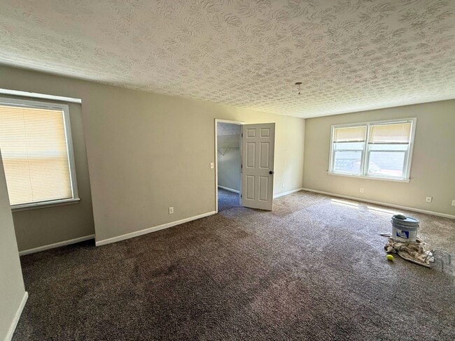 Building Photo - 107 Courtneybrook Trail