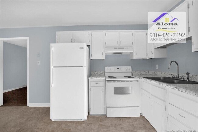 Building Photo - 6561 Stillwater Dr