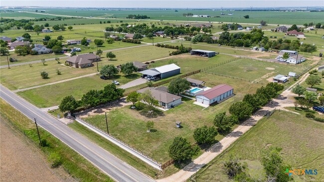Building Photo - 401 Co Rd 368