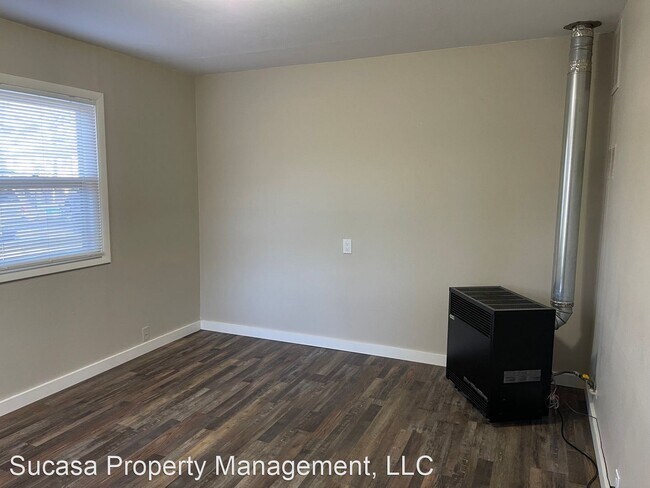 Building Photo - 2 br, 1 bath House - 2535 Rockwood Dr.