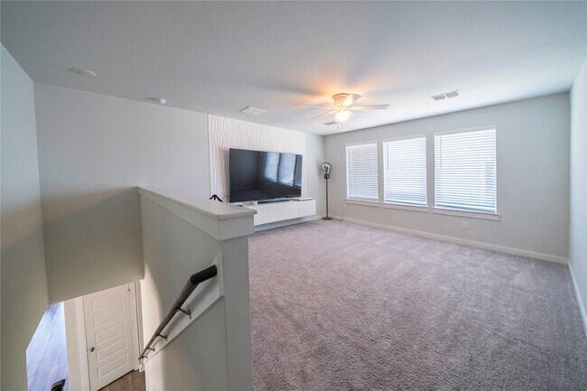 Building Photo - 21802 Blue Daisy Ct