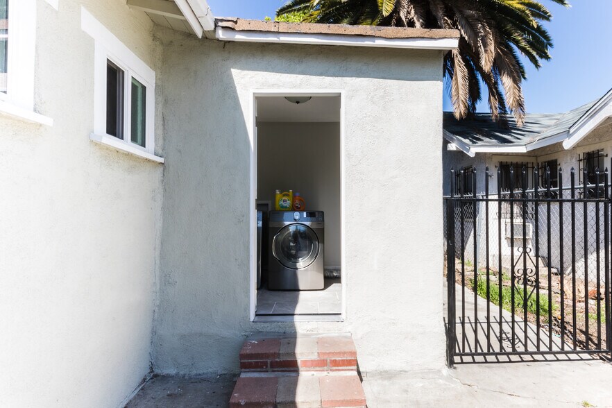 Building Photo - 5357 Virginia Ave