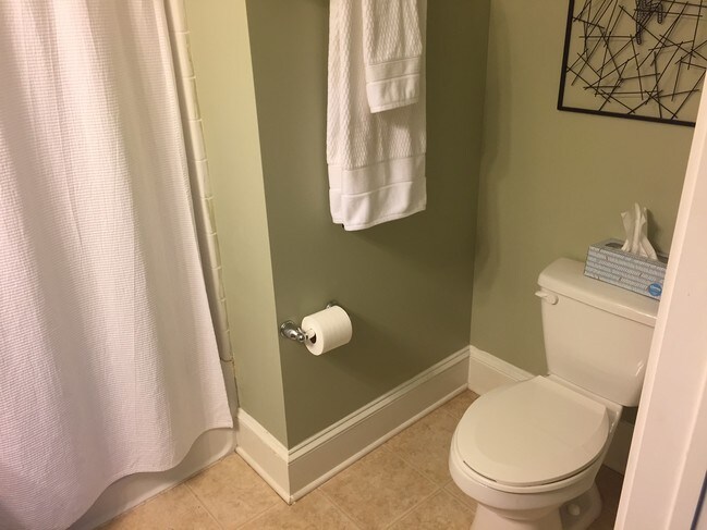 bathroom - 5314 Park Rd