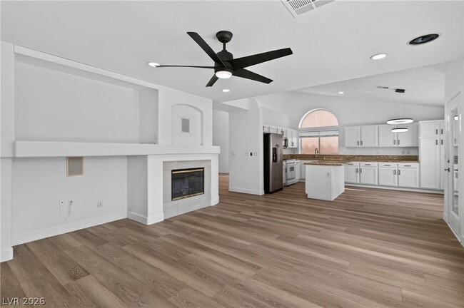 Building Photo - 2572 Corner Stone Cir