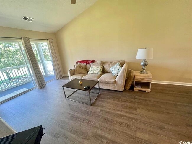 Building Photo - 627 Waterway Village Blvd