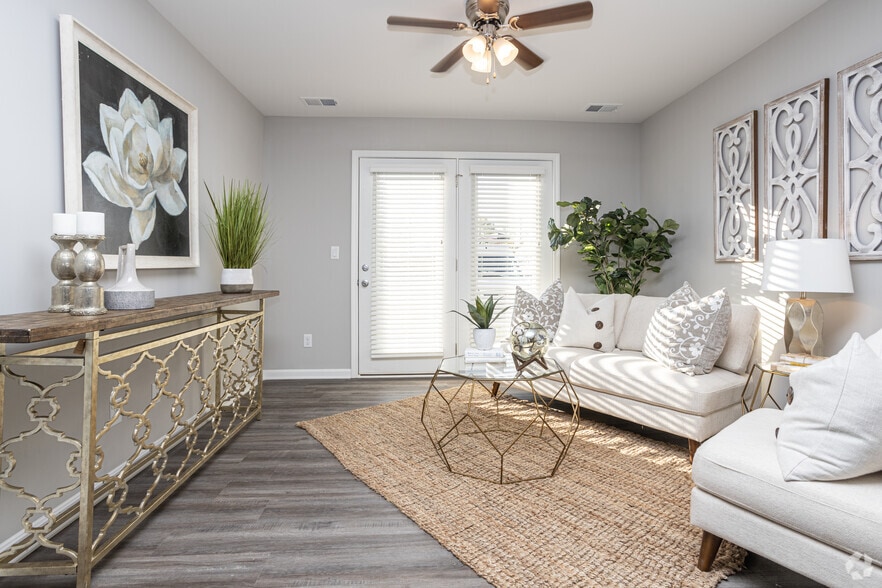 2BR, 2BA - Living Room - Wolf Run Park Apartments