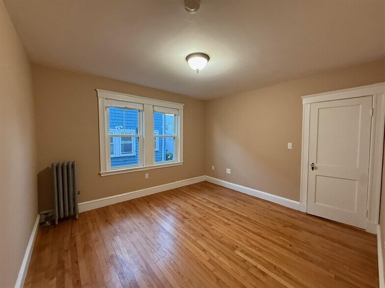 Building Photo - 67 Fairfax St