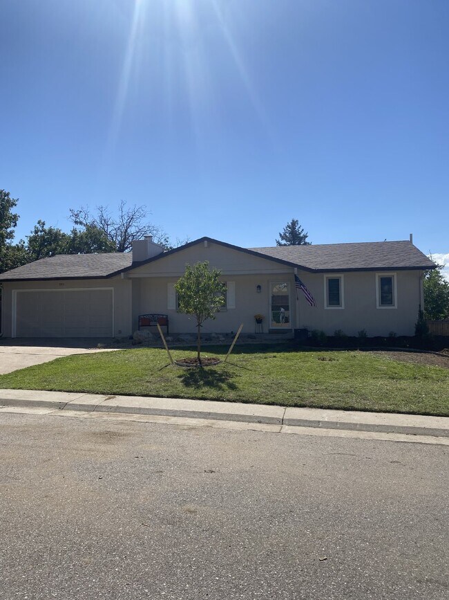 Building Photo - Cute Castle Rock Home