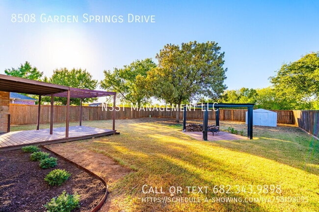 Building Photo - 8508 Garden Springs Dr