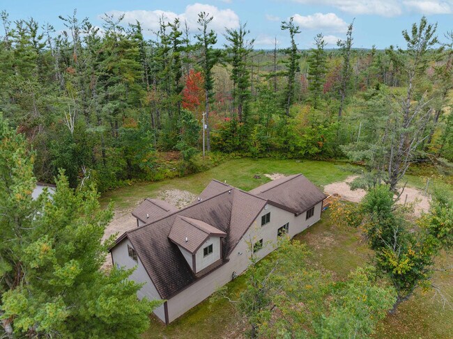 Building Photo - 2986 Patrick Dr