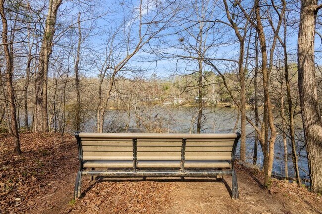 Building Photo - 355 Westerhall Ct