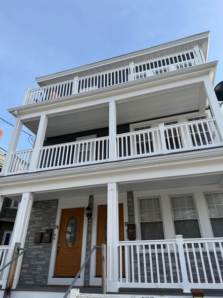 Building Photo - 81 Newbury St